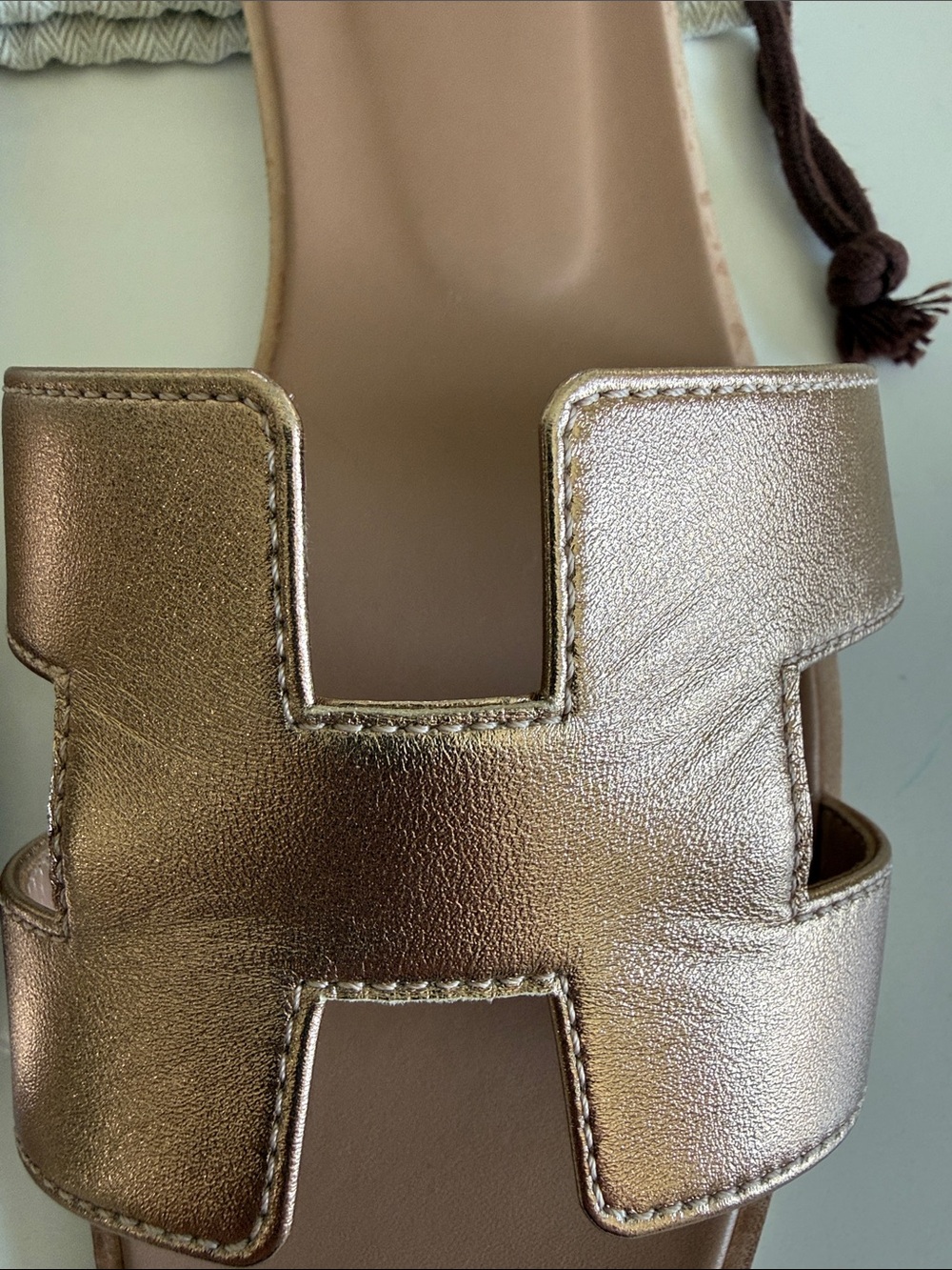 Authentic Hermes Metallic Rose Gold Oran Leather Slide Sandals Size 41 - Picture 11 of 11